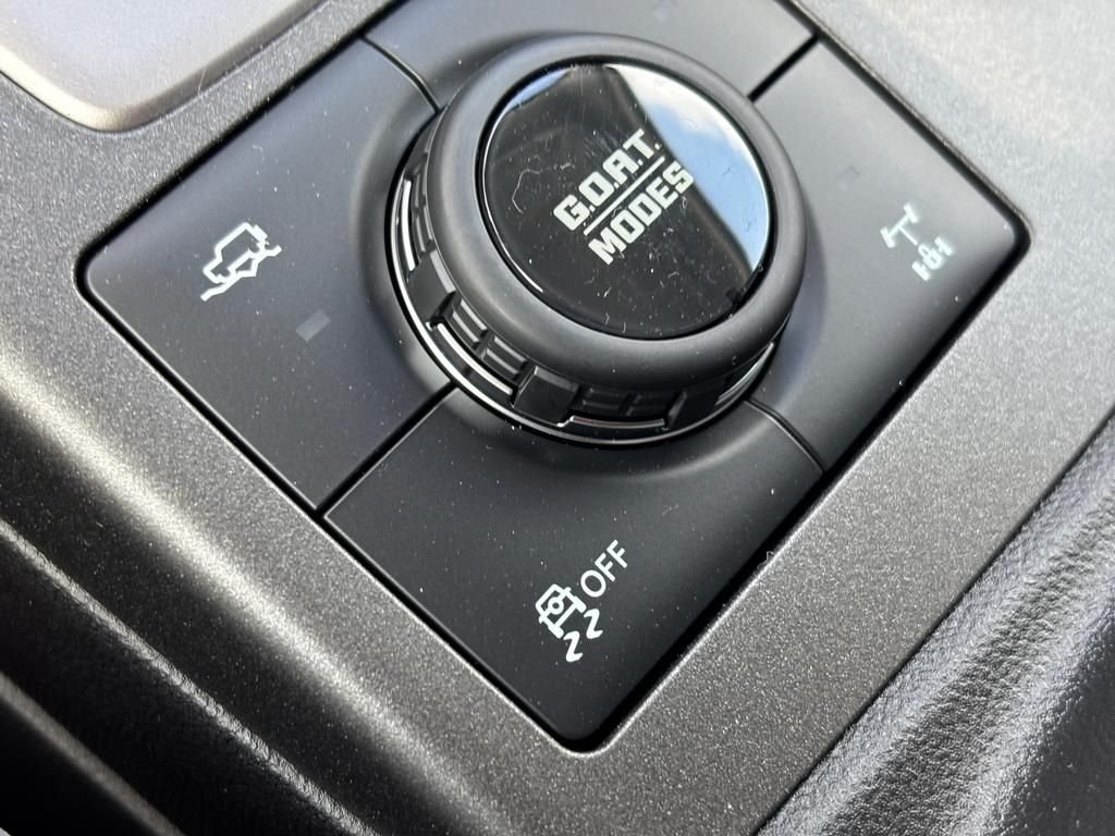 New 2026 Azure Gray Metallic Tri-Coat Ford Badlands® image 19