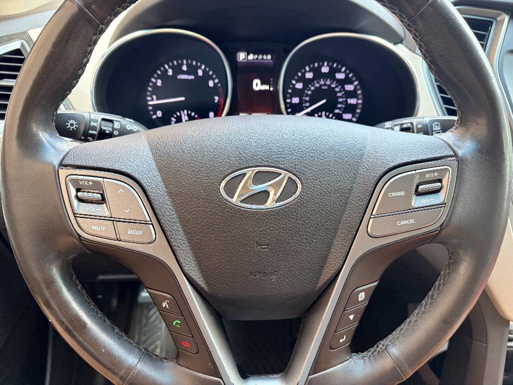 Used 2017 Marlin Blue Hyundai 2.4L image 11