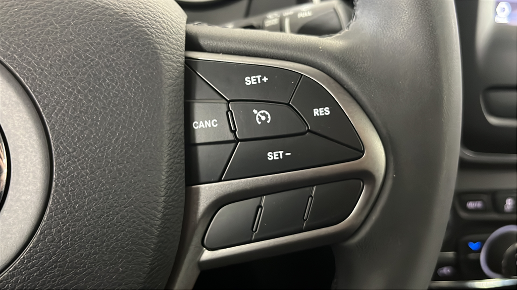 2020 Jeep Cherokee Latitude Plus - Photo 26