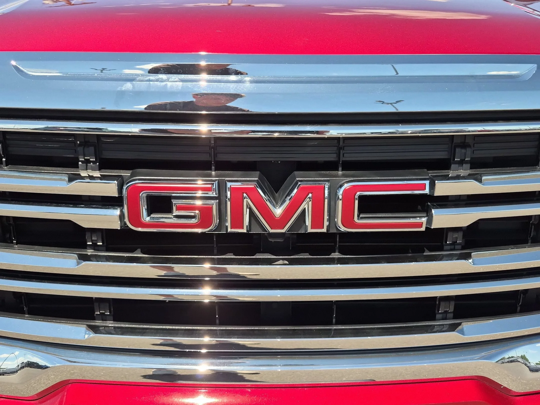 Used 2021 Cayenne Red Tintcoat GMC SLE image 28