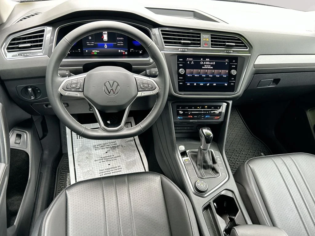 Used 2022 Silver Volkswagen 2.0T SE image 25