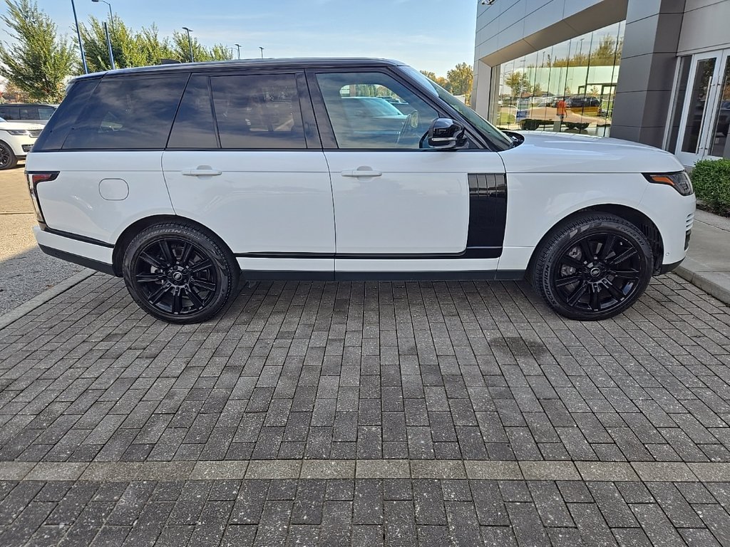 Used 2021 Fuji White Land Rover Westminster image 4