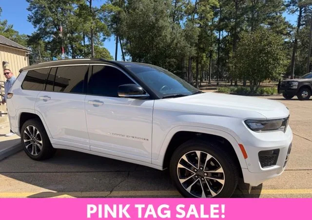 Used 2022 White Jeep Overland image 1