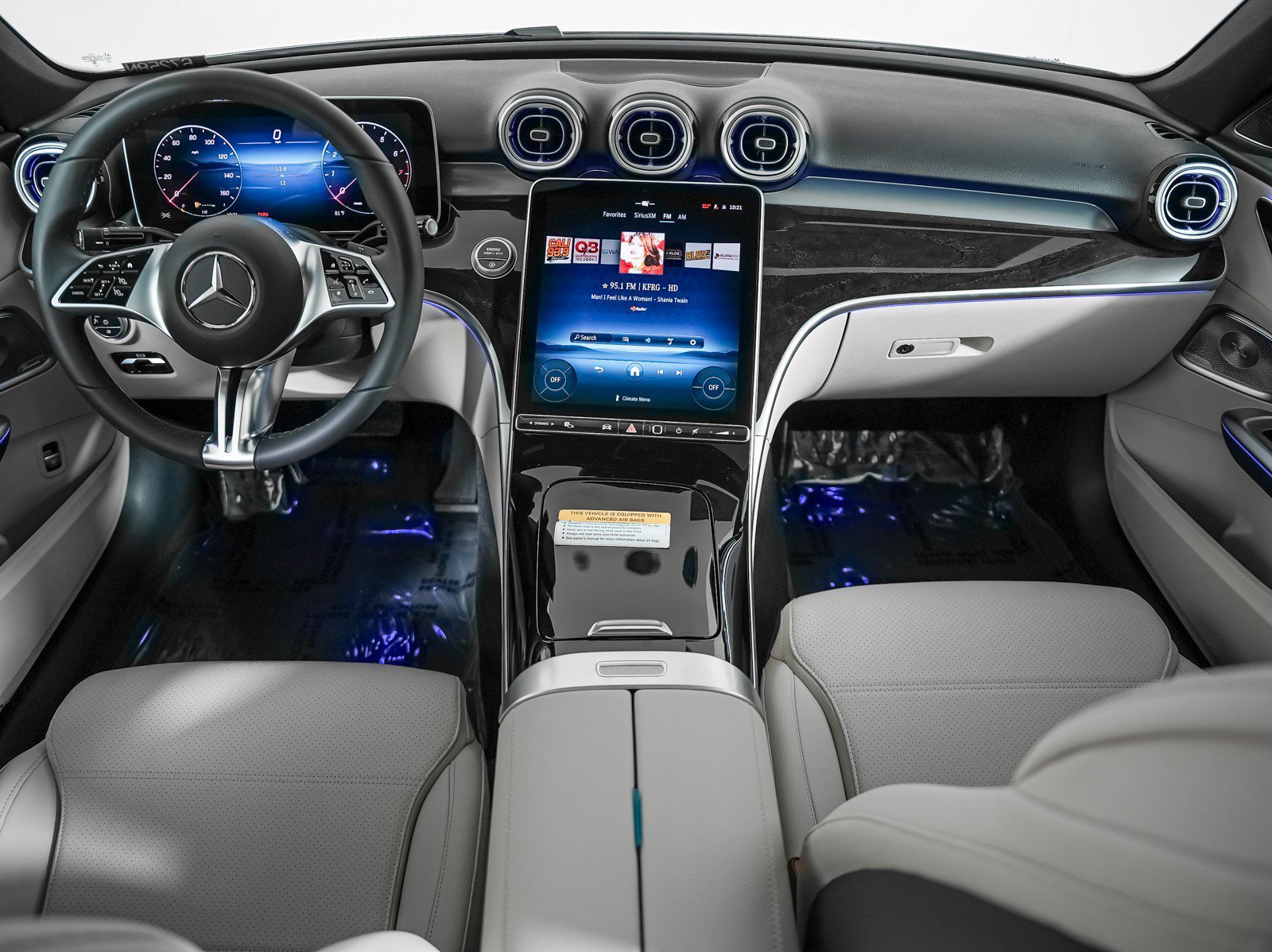 New 2026 Polar White Mercedes-Benz C 300 image 9