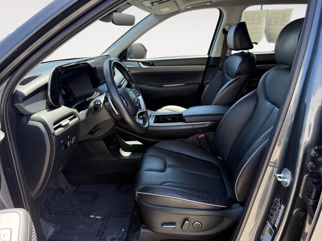 Used 2023 Graphite Hyundai XRT image 10