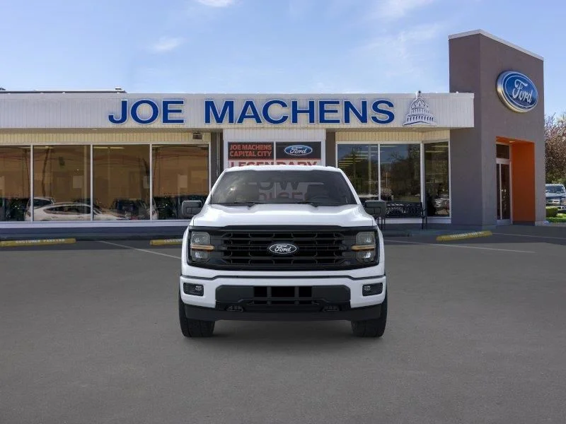 New 2026 Oxford White Ford XLT image 7