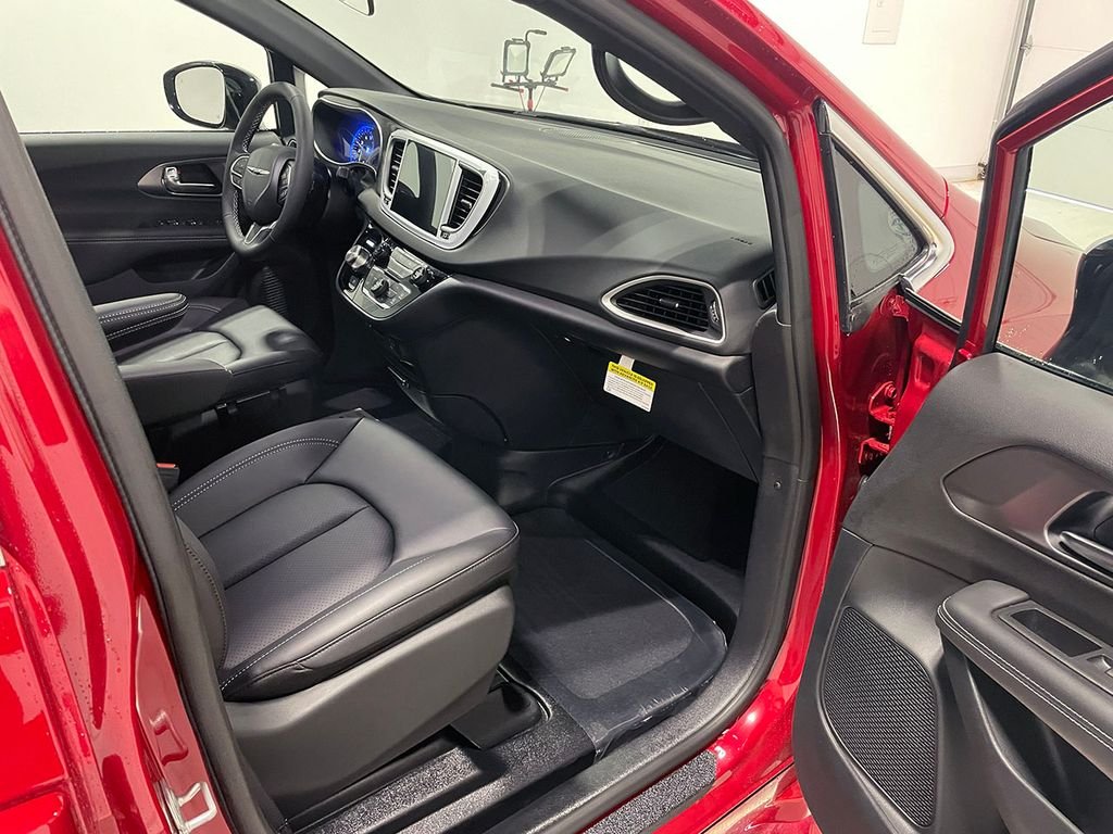 Used 2026 Red Chrysler LX - Wheelchair Accessible image 21