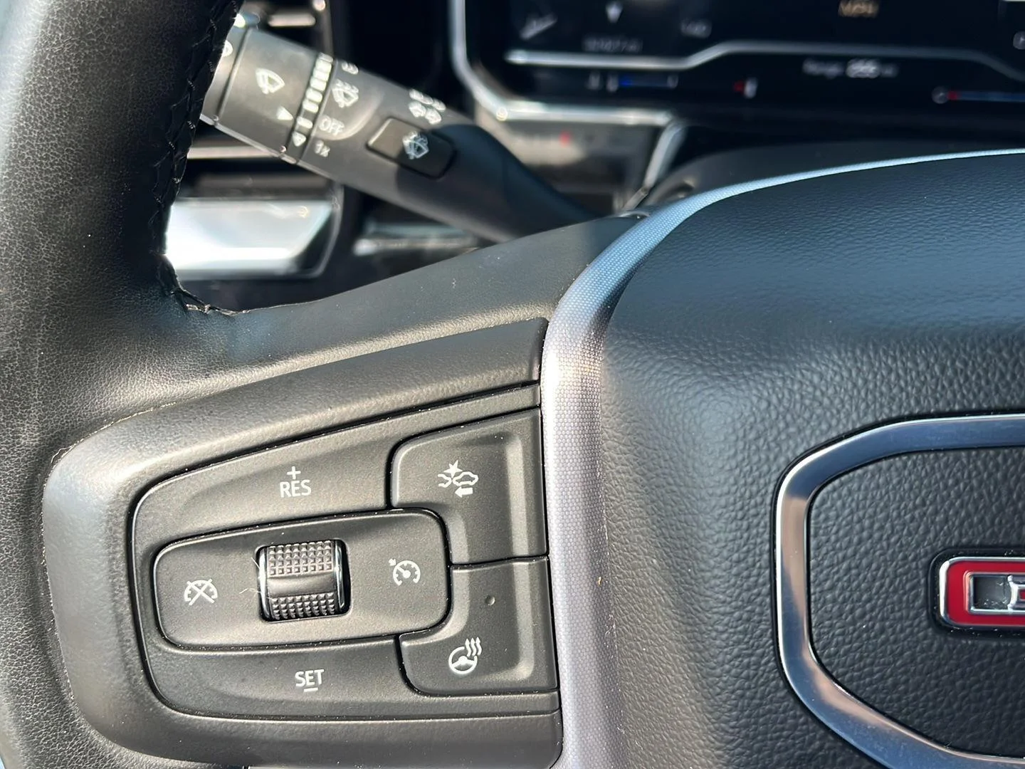 2023 GMC Sierra 1500 Elevation - Photo 11