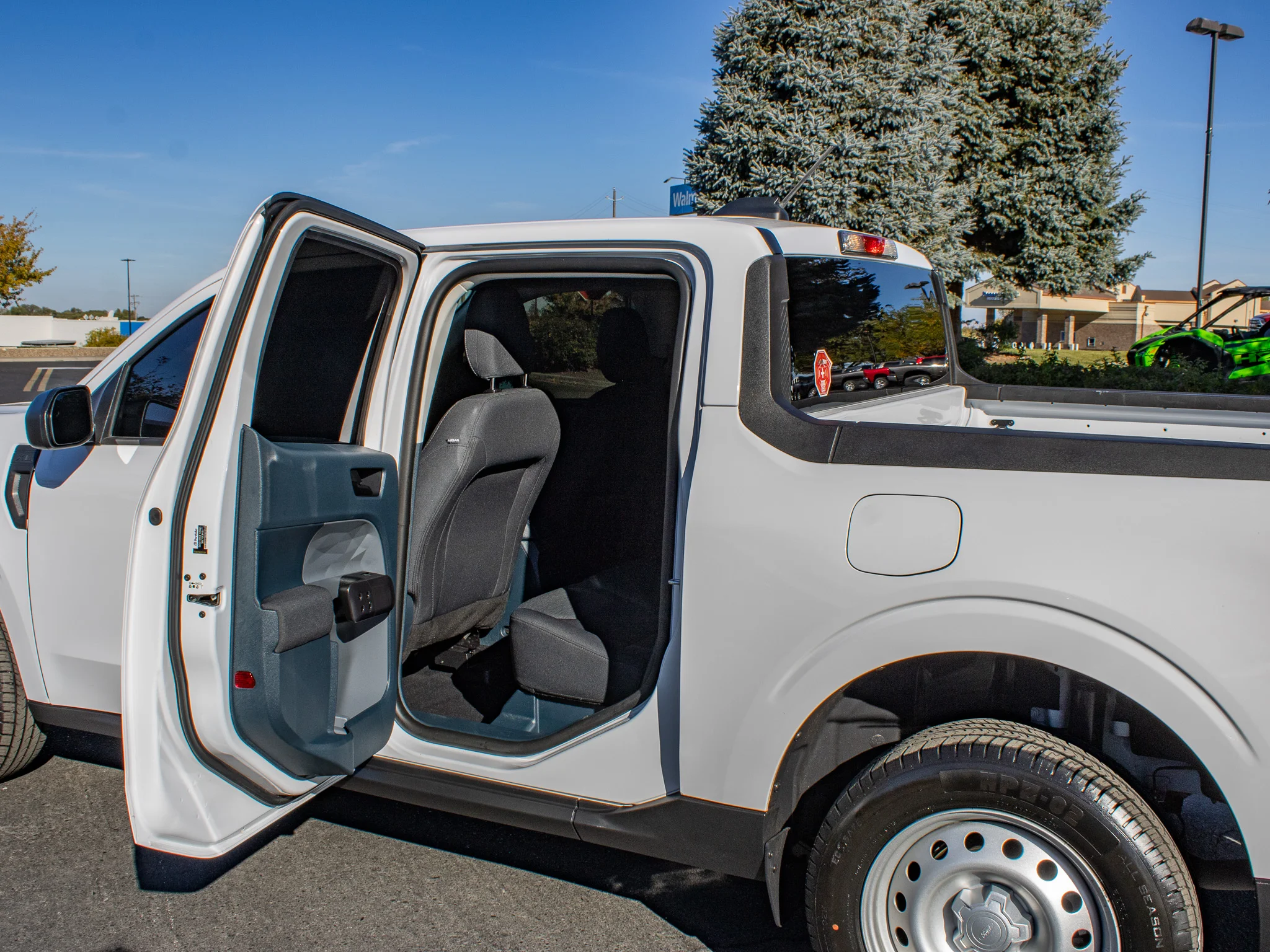 Used 2026 Oxford White Ford XL image 12