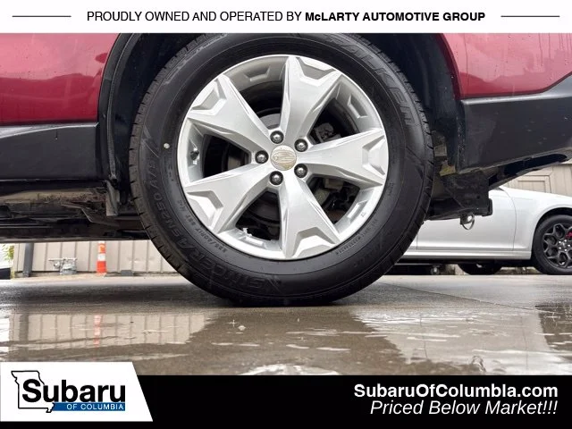 Used 2015 Red Subaru 2.5i Premium image 12