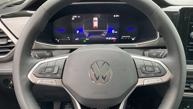 2026 Volkswagen Taos SE Black - Photo 14
