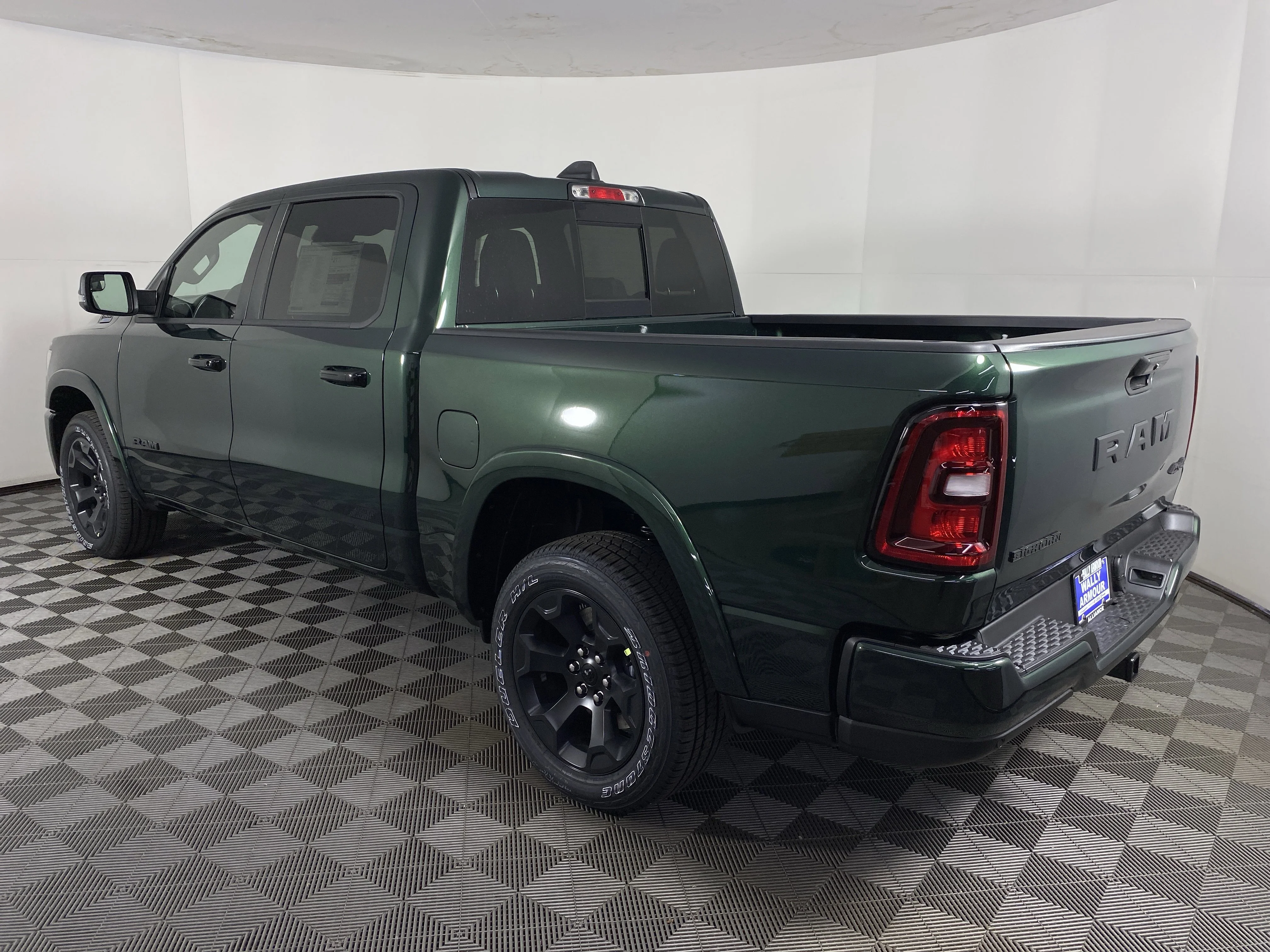 New 2026 Serrano Green Metallic RAM Big Horn/Lone Star image 9