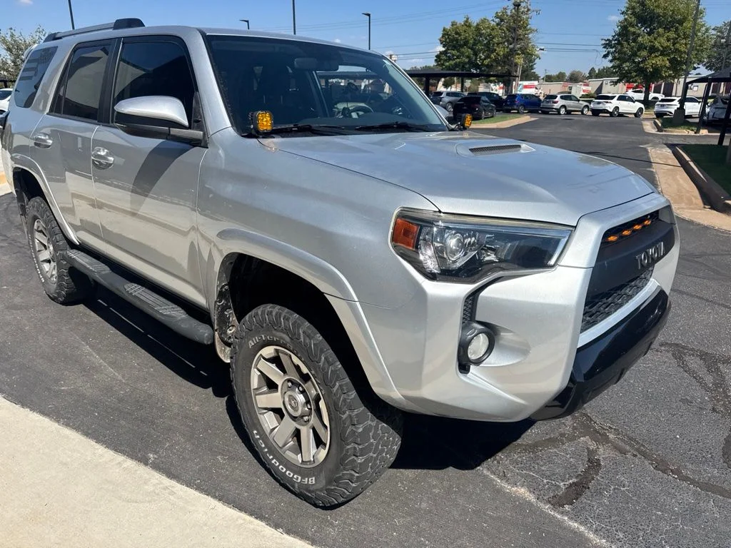 Used 2016 Classic Silver Metallic Toyota Trail image 6