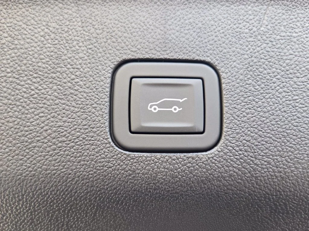 New 2026 Sterling Gray Metallic Chevrolet Premier image 40