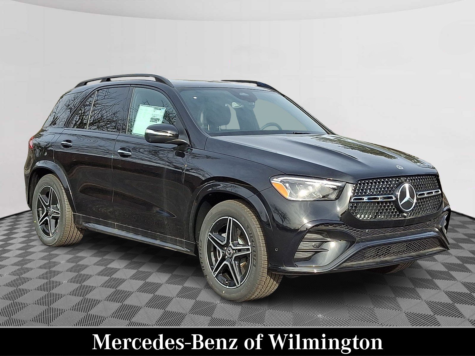 New 2026 Obsidian Black Metallic Mercedes-Benz GLE 350 image 1