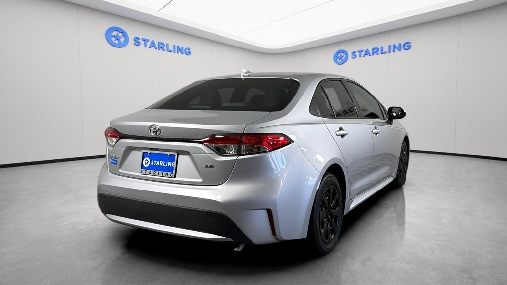 Used 2020 Silver Toyota LE image 8