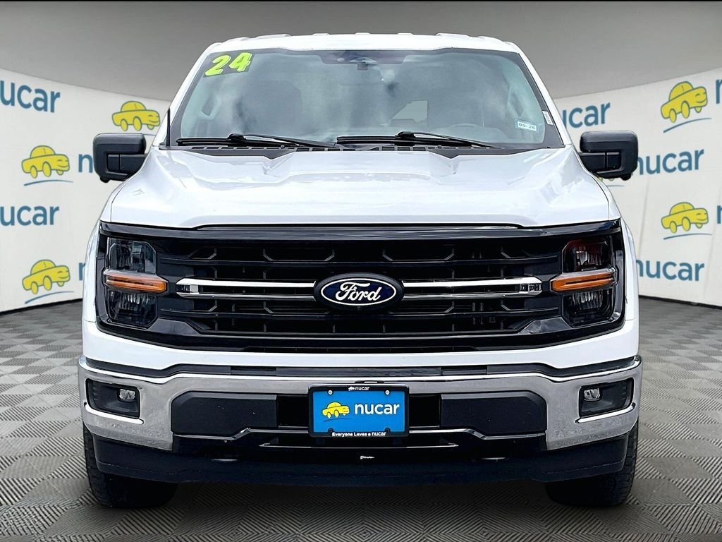 Used 2024 Oxford White Ford XLT image 2