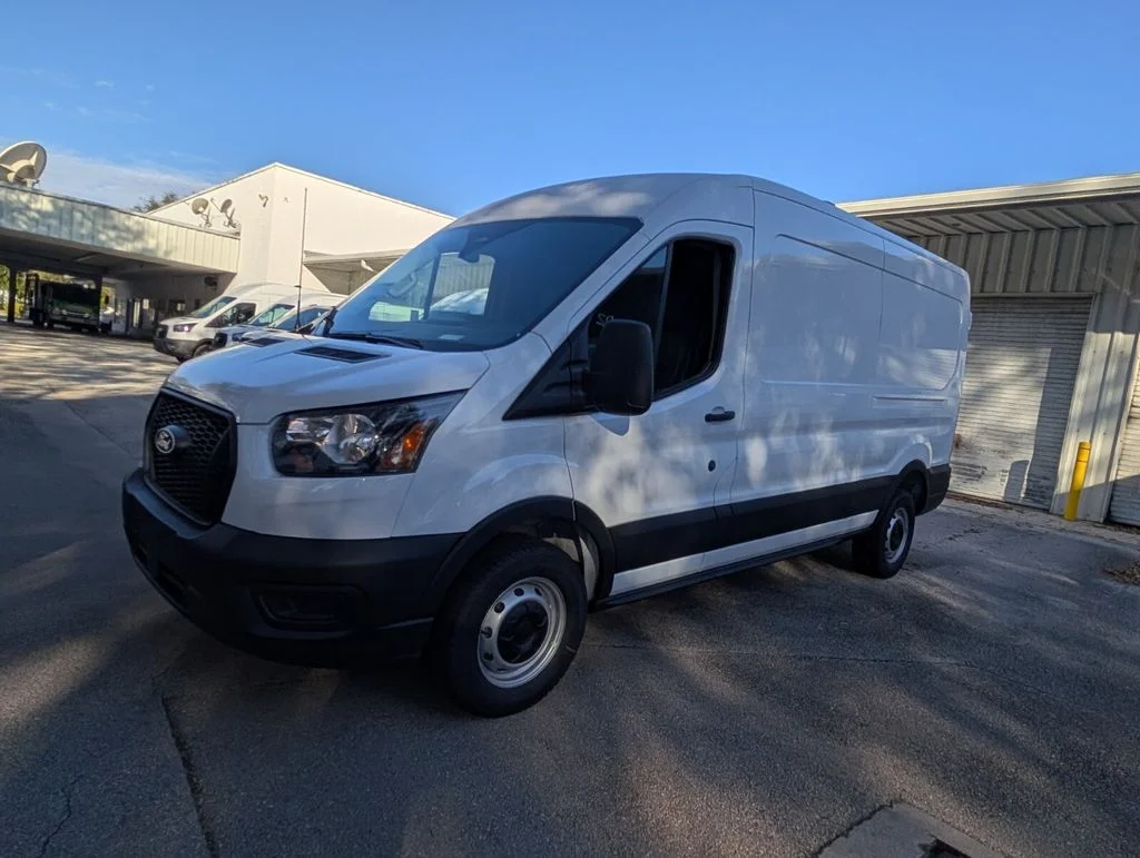 New 2026 White Ford Base image 3