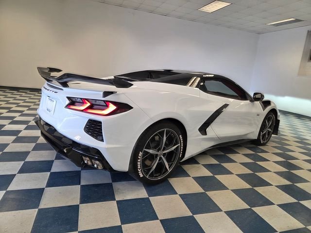 Used 2021 White Chevrolet Stingray image 7