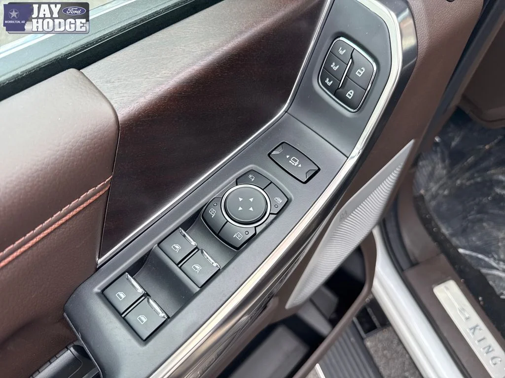 New 2026 Star White Metallic Tri-Coat Ford F-350® King Ranch® image 14