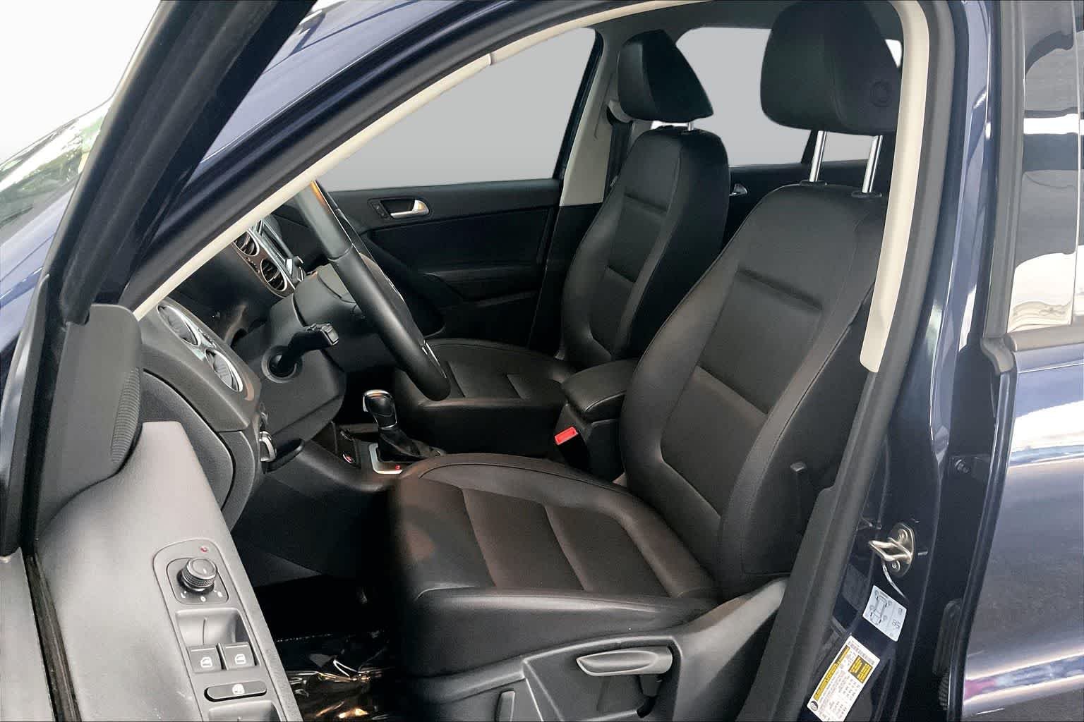 Used 2016 Night Blue Metallic Volkswagen S image 8