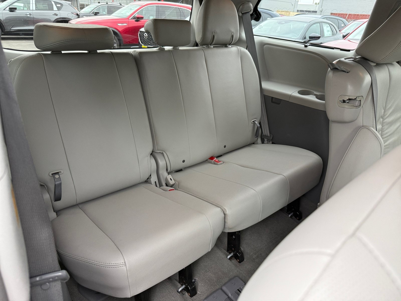 Used 2012 Silver Sky Metallic Toyota XLE image 21