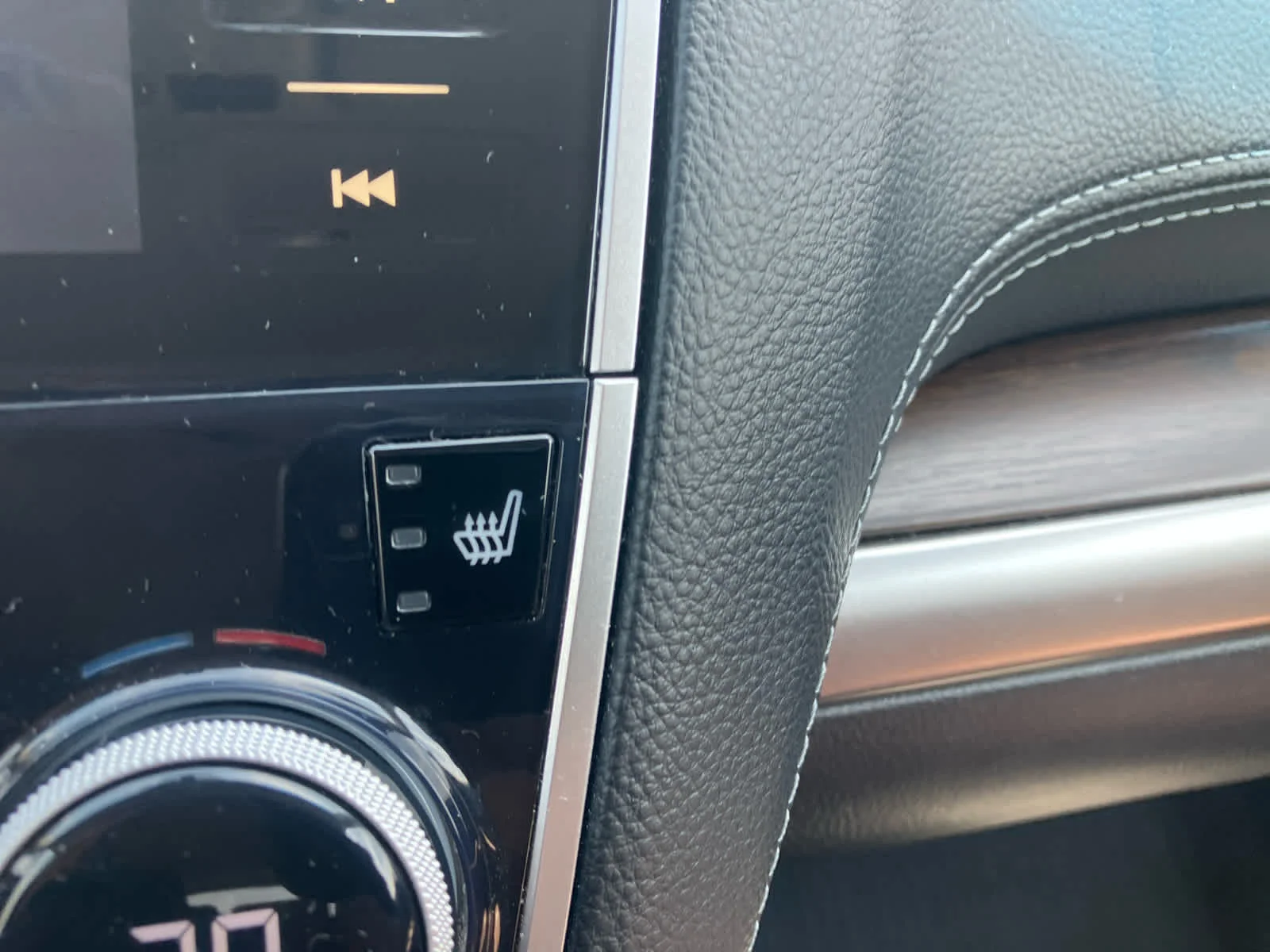 Used 2019 Crystal Black Silica Subaru Touring image 33