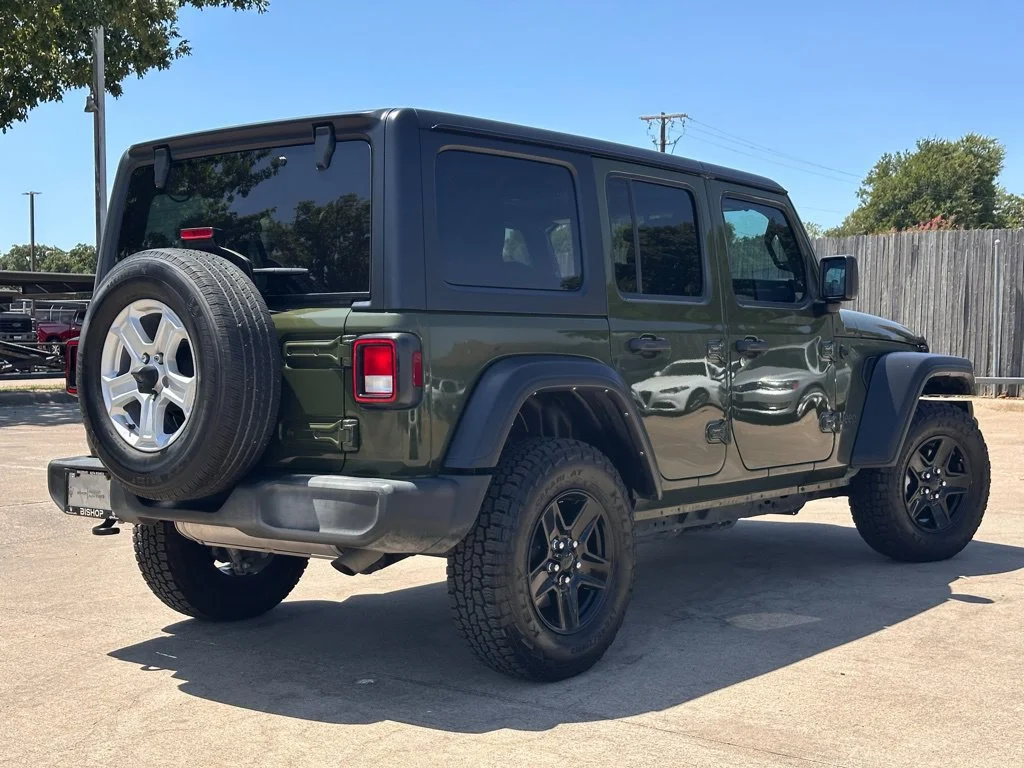 Used 2022 Green Jeep Unlimited Sport S image 5