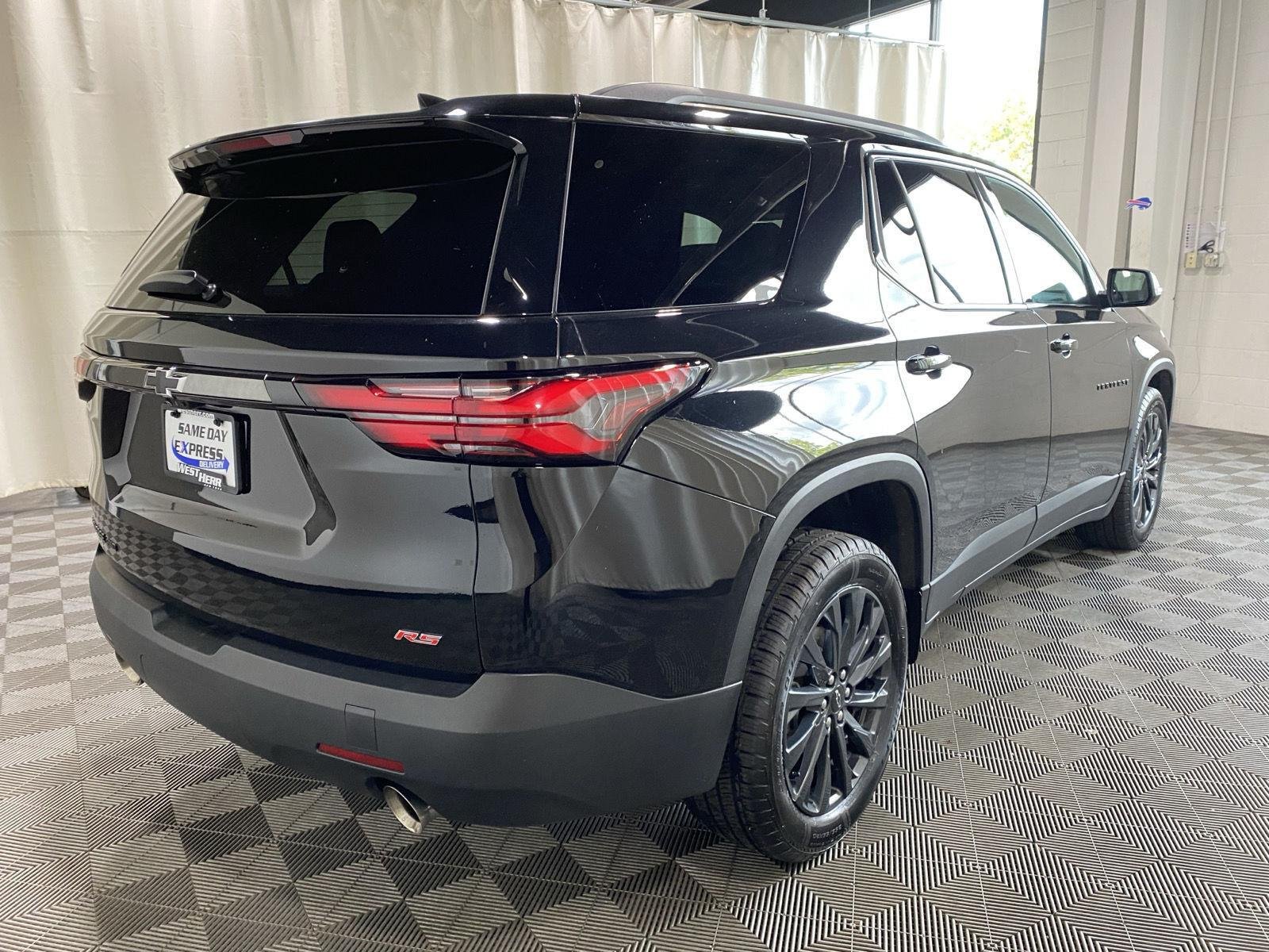 Used 2023 Mosaic Black Metallic Chevrolet RS image 15