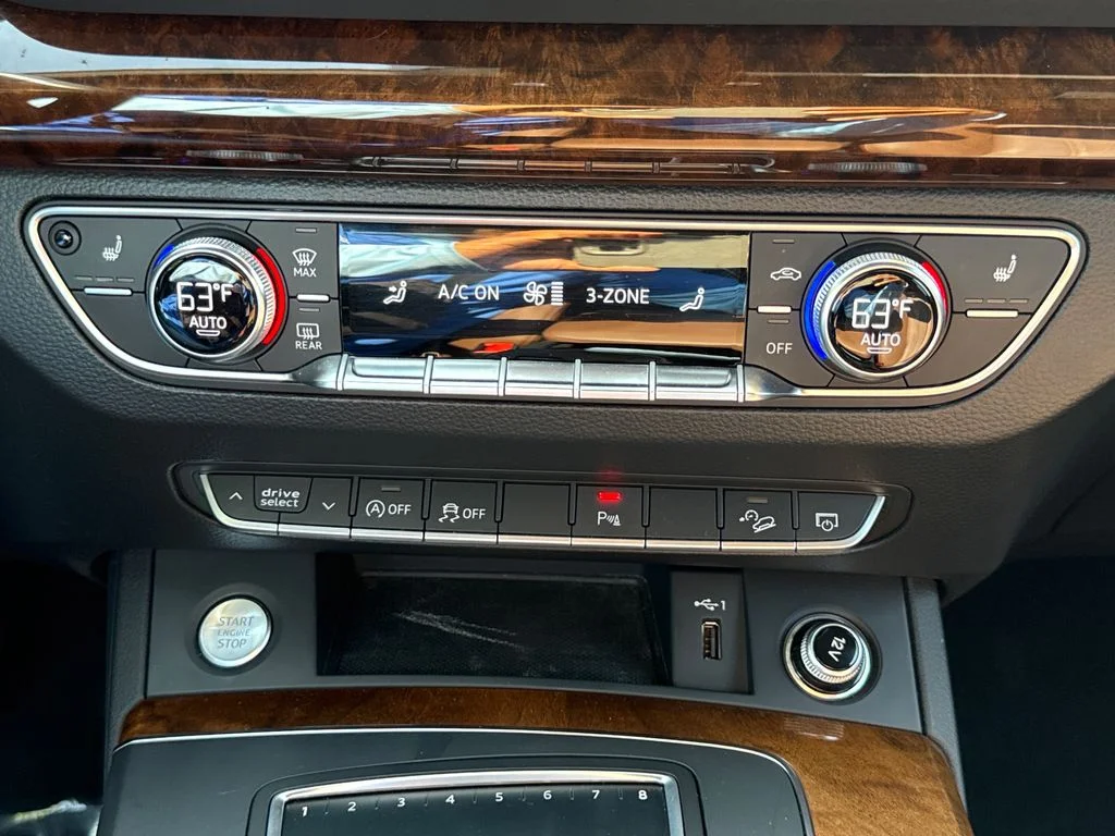Used 2018 Moonlight Blue Audi 2.0T Premium Plus image 23