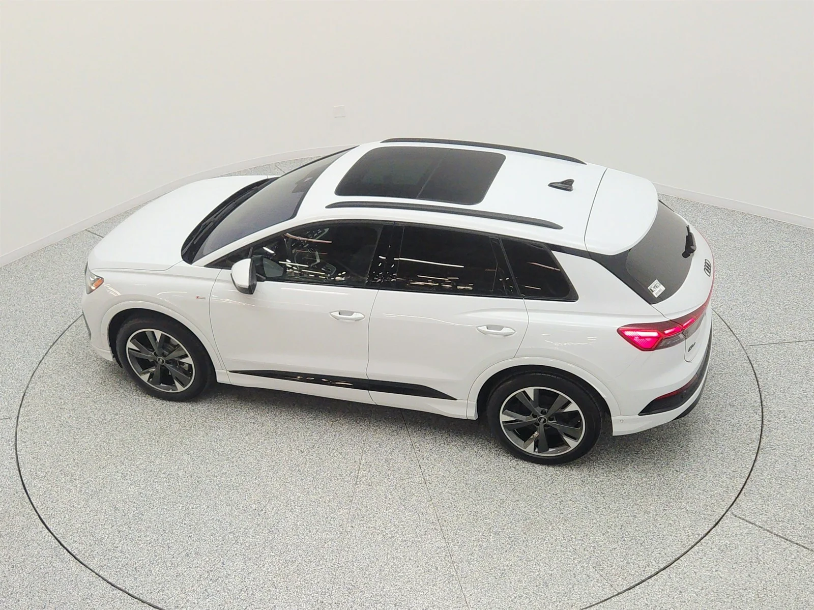 Used 2024 Glacier White Metallic Audi Prestige 55 quattro image 29