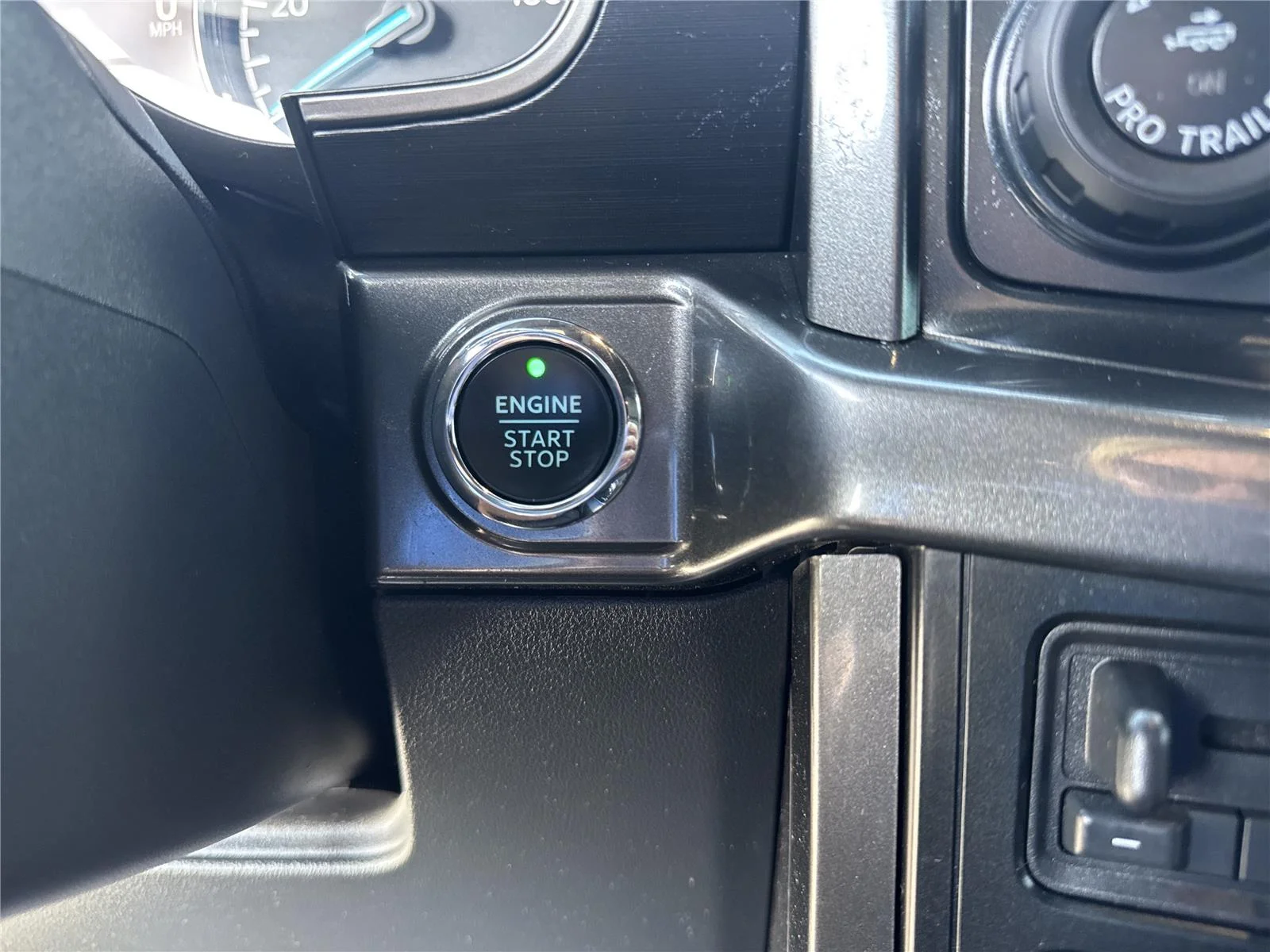 Used 2023 Agate Black Ford XLT image 23