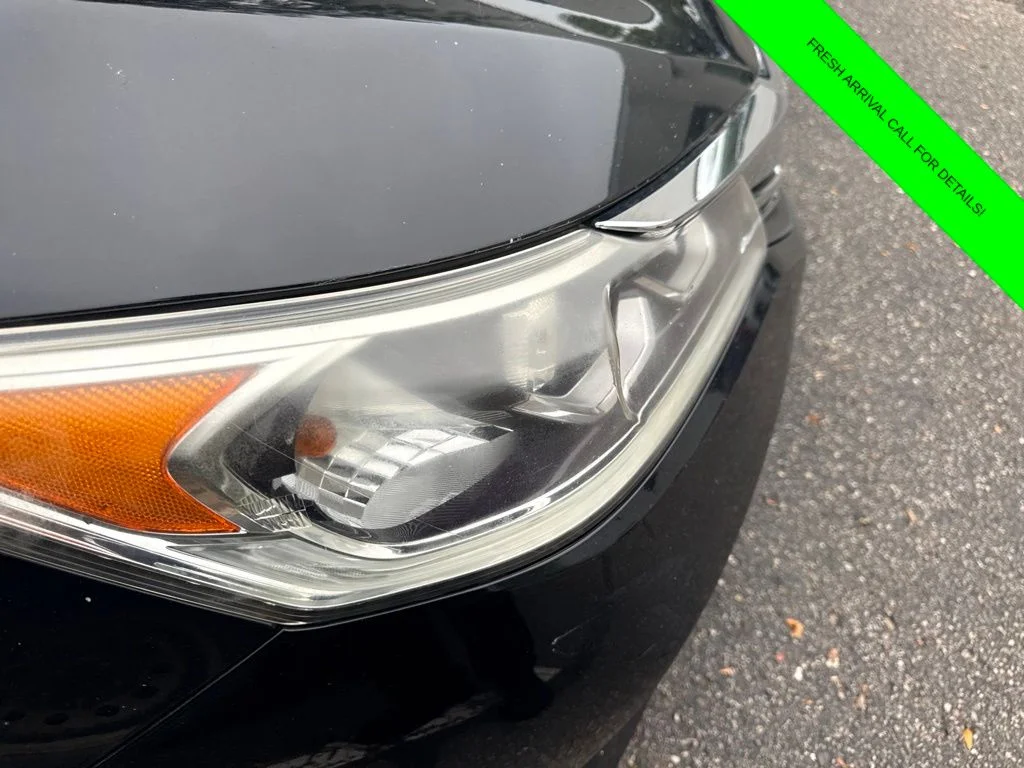 Used 2017  Honda Sport image 4