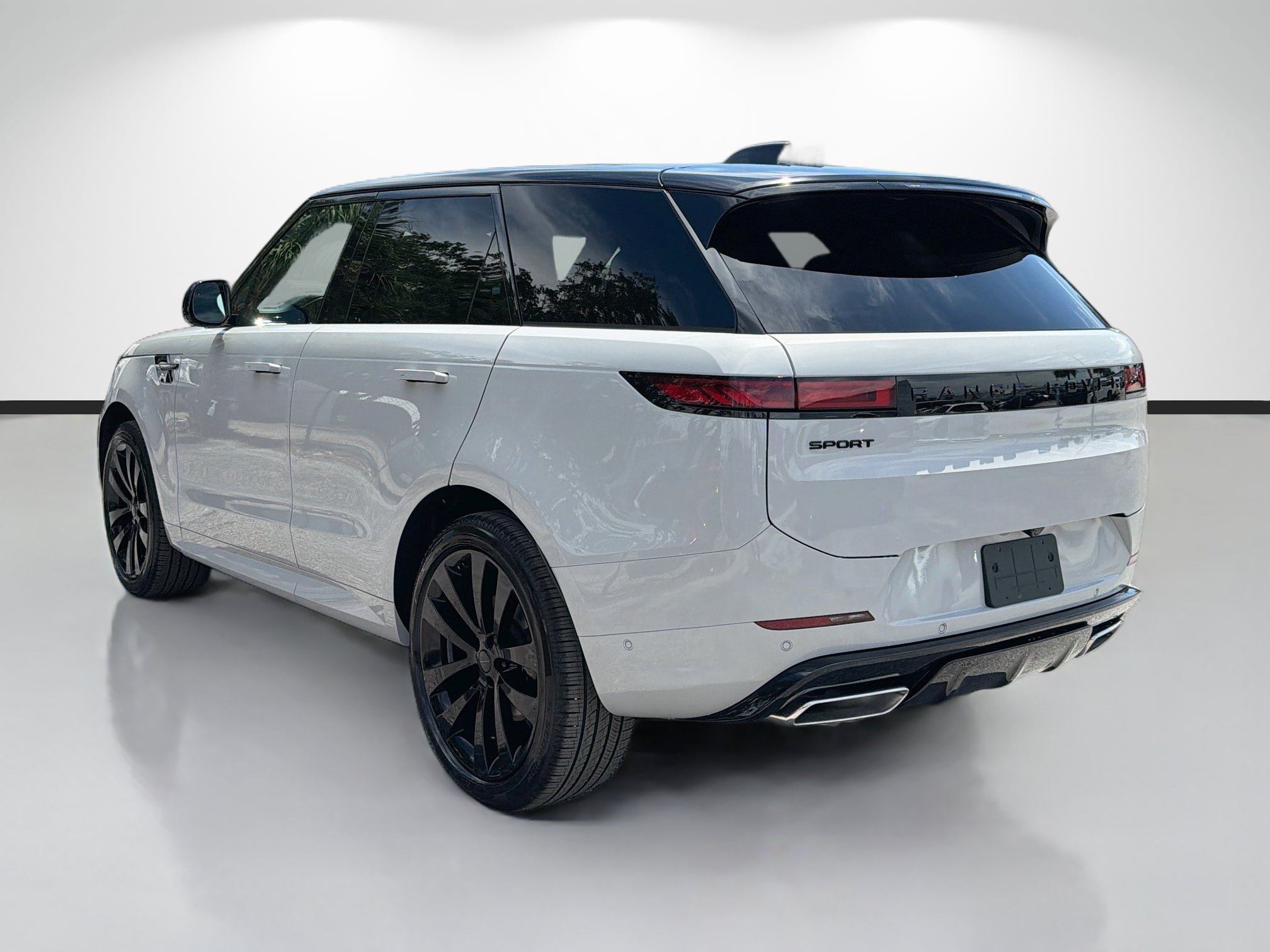 New 2027 Borasco Grey LAND ROVER  image 3
