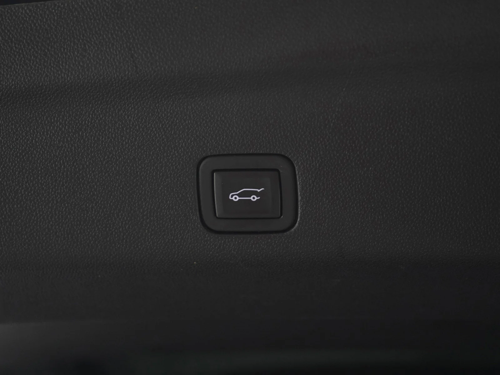 Used 2024 Onyx Black GMC Denali image 19