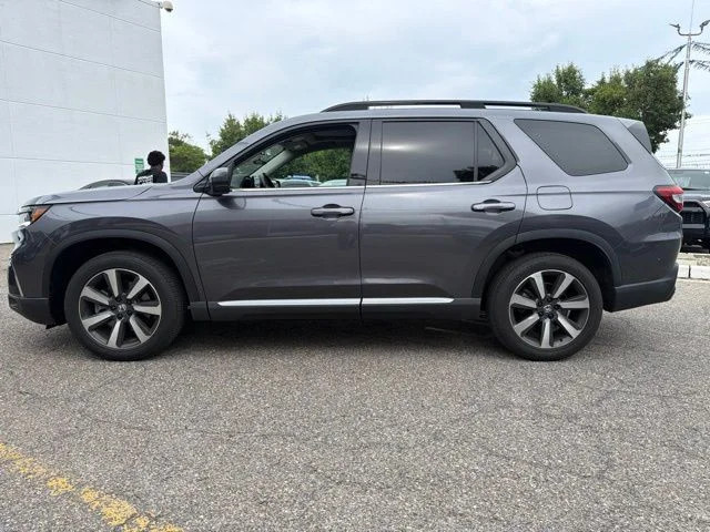 Certified Used 2024 Modern Steel Metallic Honda Touring image 8