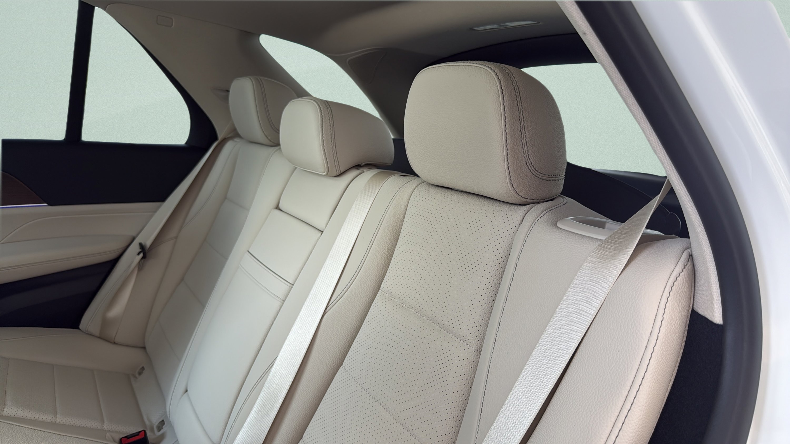 New 2026 Polar White Mercedes-Benz GLE 450 image 22