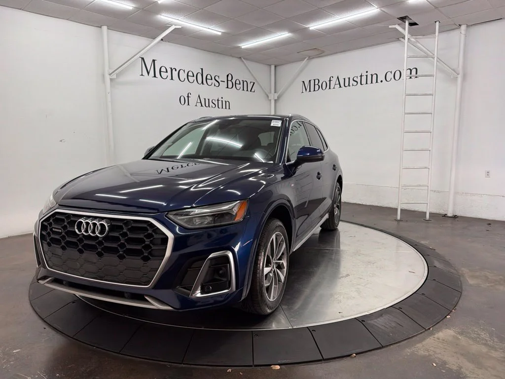 Used 2022 Blue Audi 45 S line Premium image 3