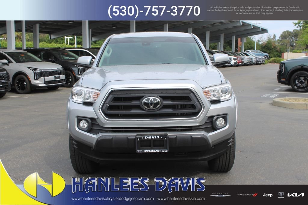 Used 2022 Silver Toyota SR5 image 4