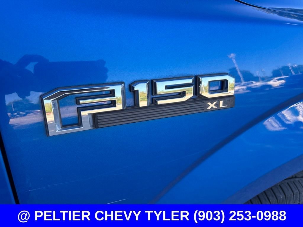 Used 2015  Ford XL image 9