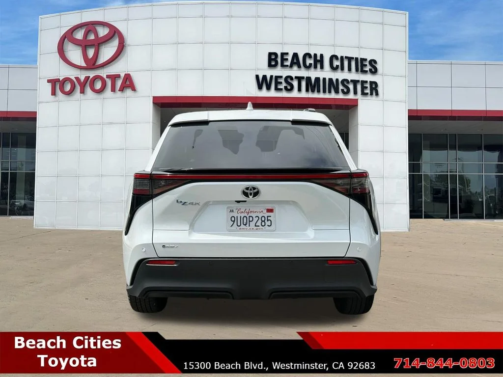 Certified Used 2025 Beige Toyota XLE image 10