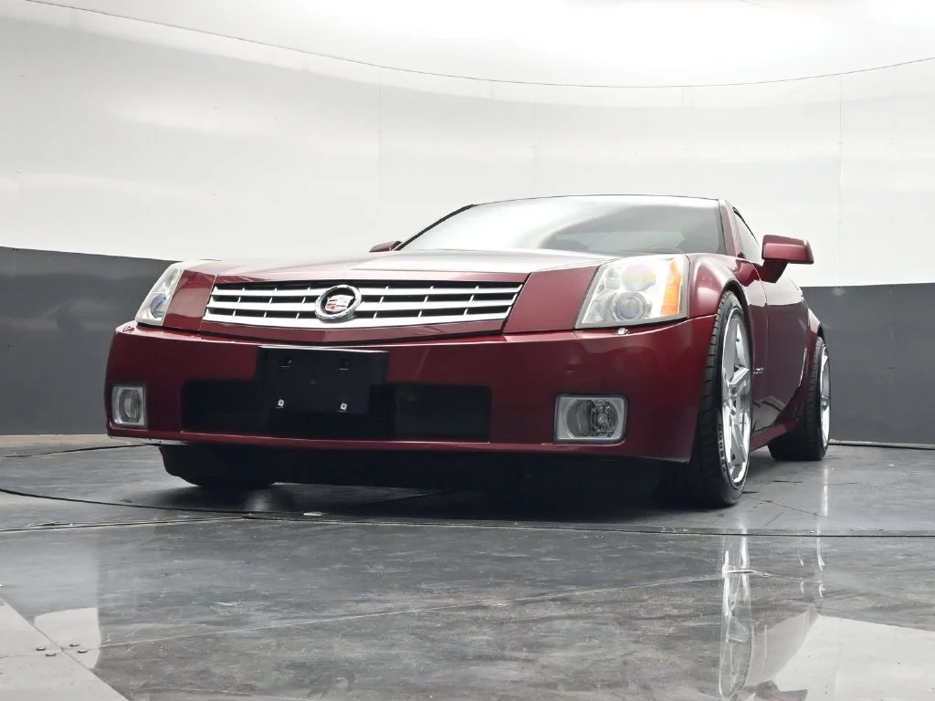 Used 2006 Red Cadillac Base image 26