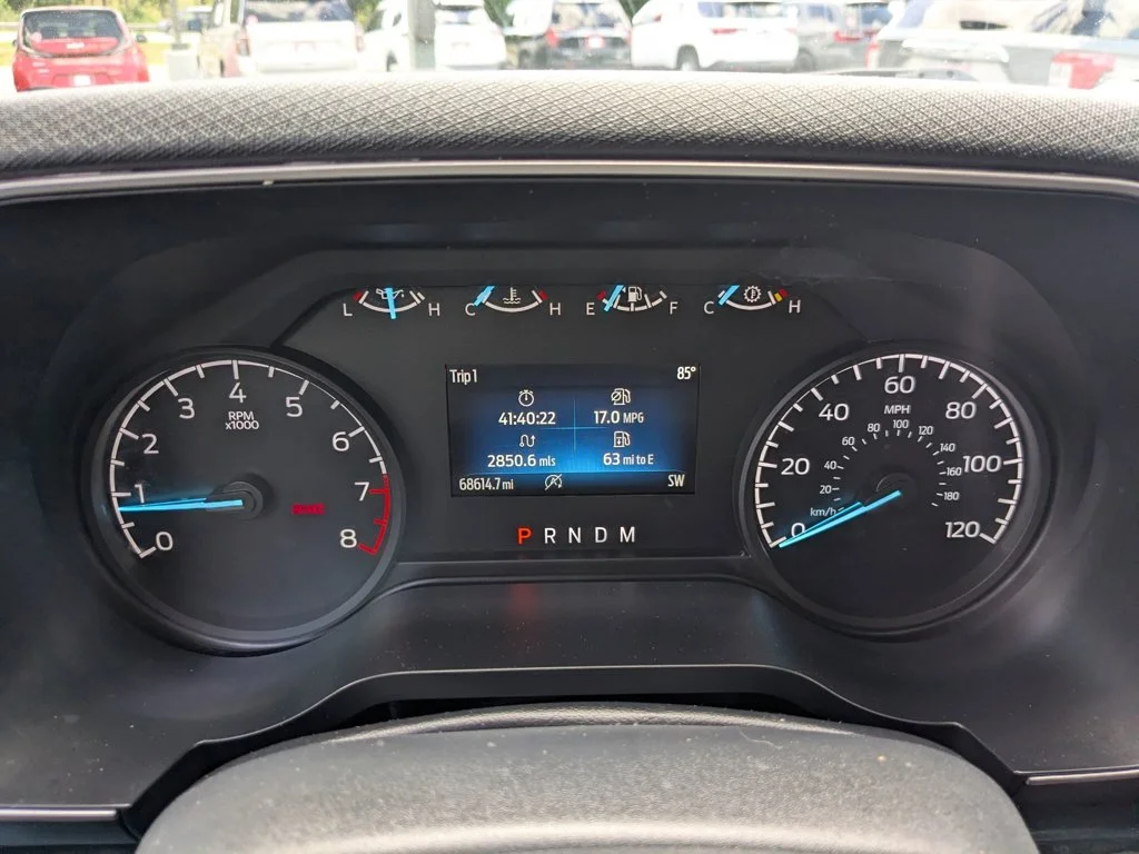 Used 2023  Ford XL 2WD SuperCrew 5.5