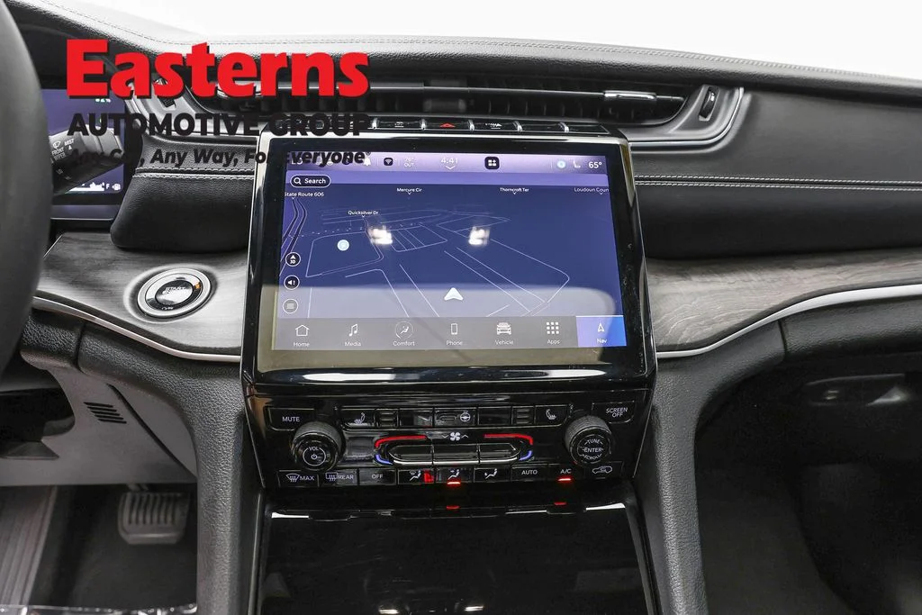 Used 2024 Black Jeep 4xe image 12