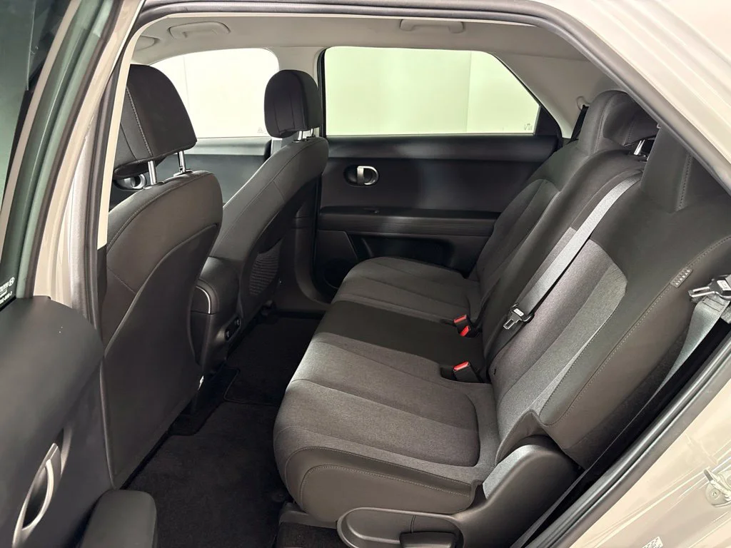 Used 2024 Gray Hyundai SEL image 23