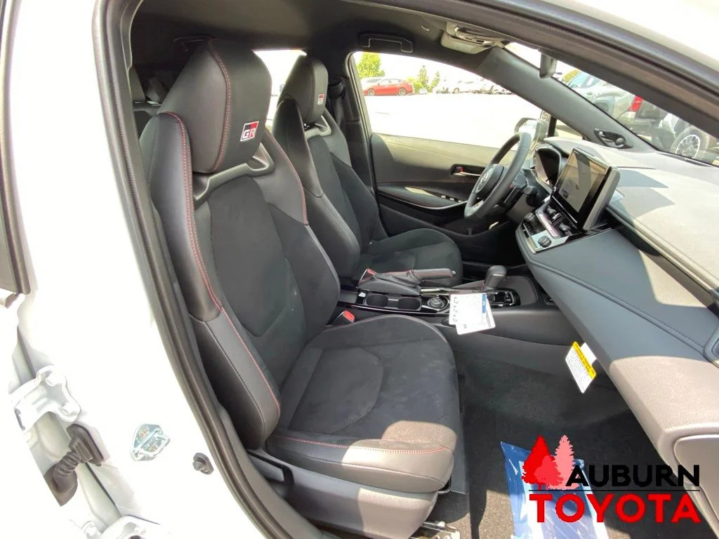 New 2026 Ice Cap Toyota  Premium Plus DAT image 12