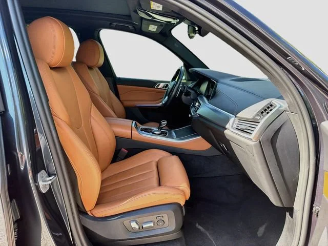 Used 2022 Arctic Grey Metallic BMW sDrive40i image 15