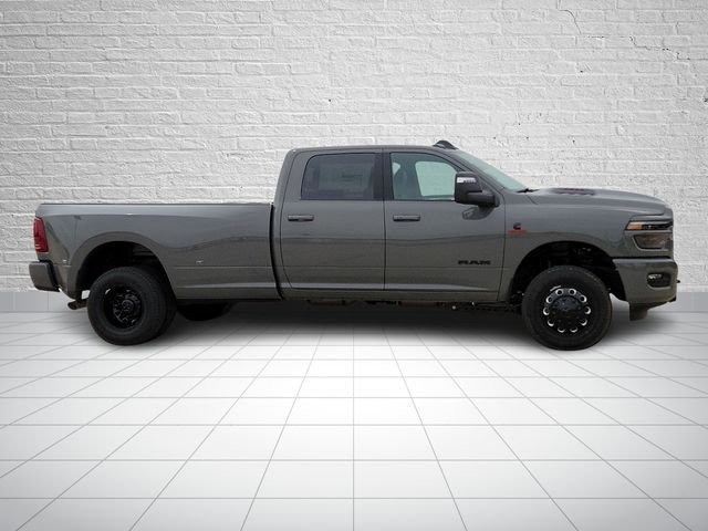 New 2026 Ceramic Gray Clear-Coat Exterior Paint RAM Laramie image 5