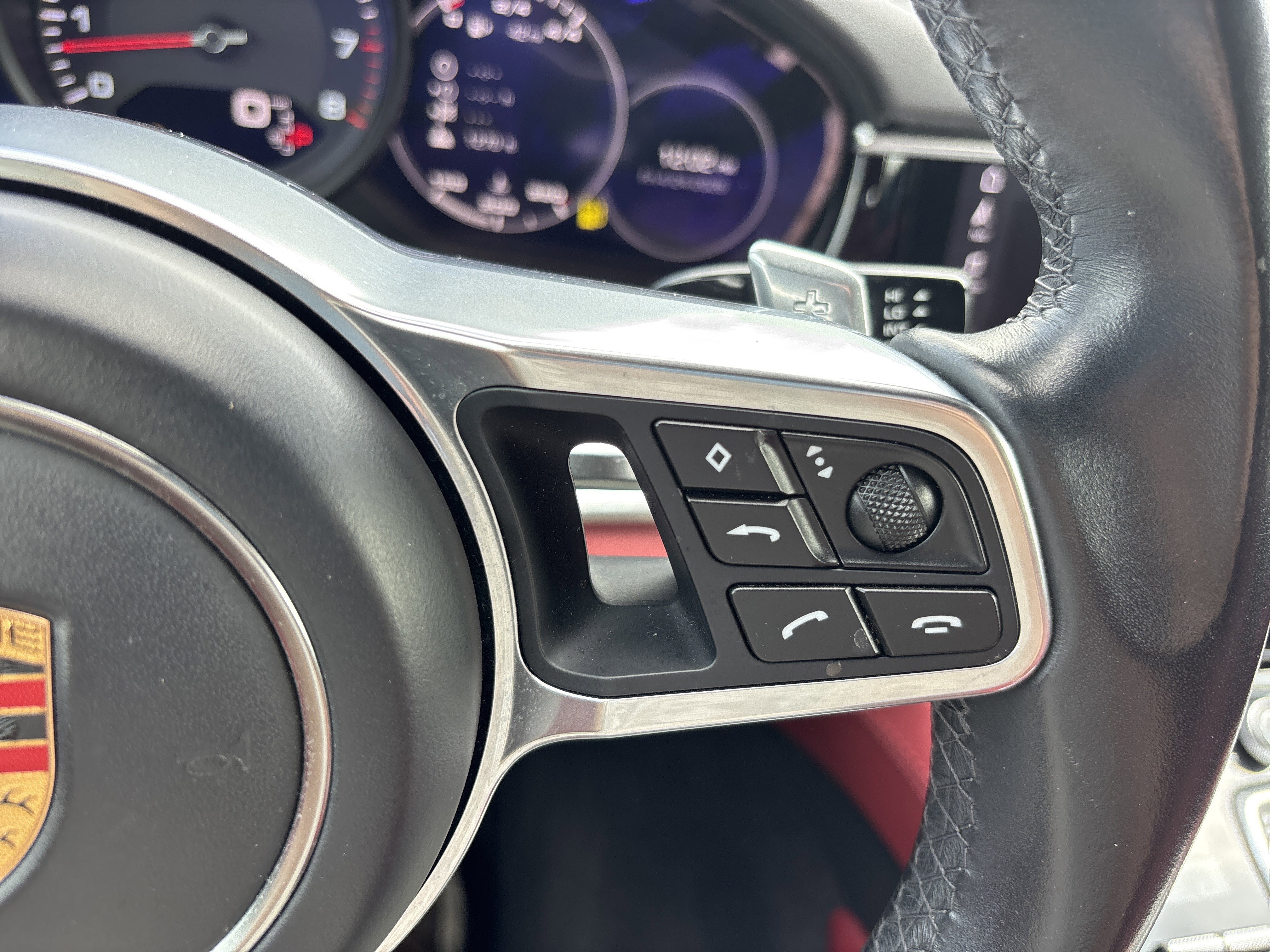 Used 2019 Black Porsche 4 AWD image 29