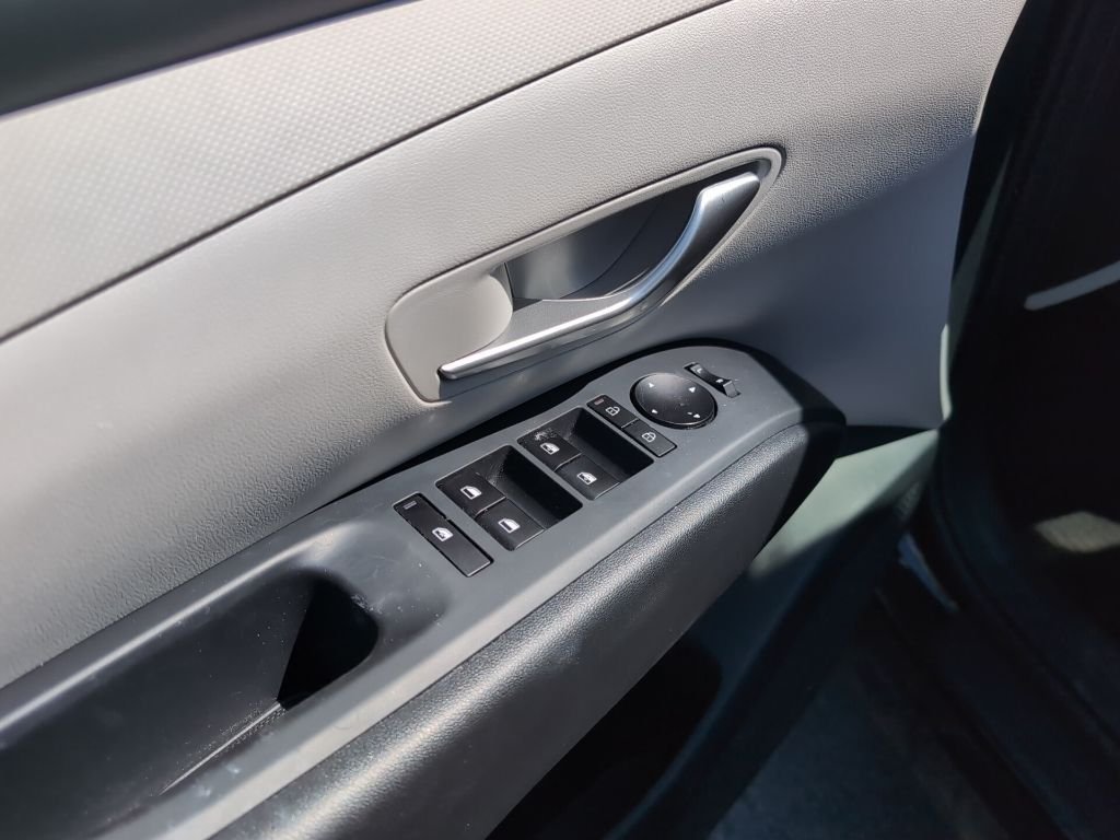 2025 Hyundai Tucson SEL - Photo 10
